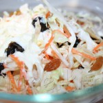 салат из капусты с черносливом