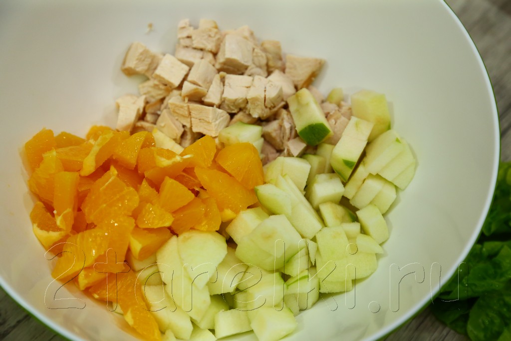 фитнес-салат с апельсинами и яблоками 2