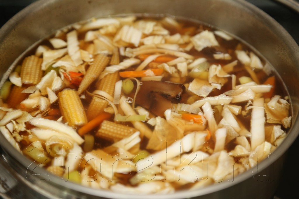 Грибной суп с креветками и овощами по-азиатски 8