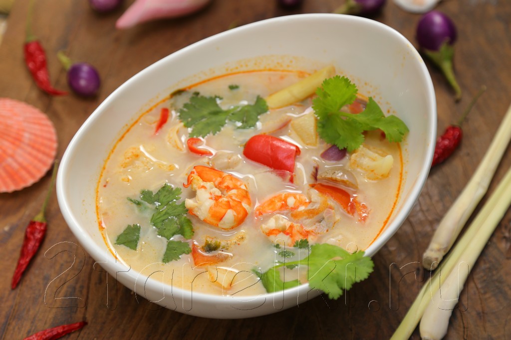 Тайский суп Том Кха